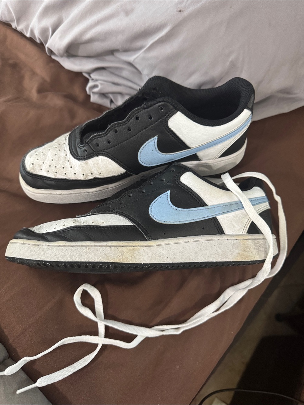 Nike Black, White & Light Blue Low-Top Sneakers